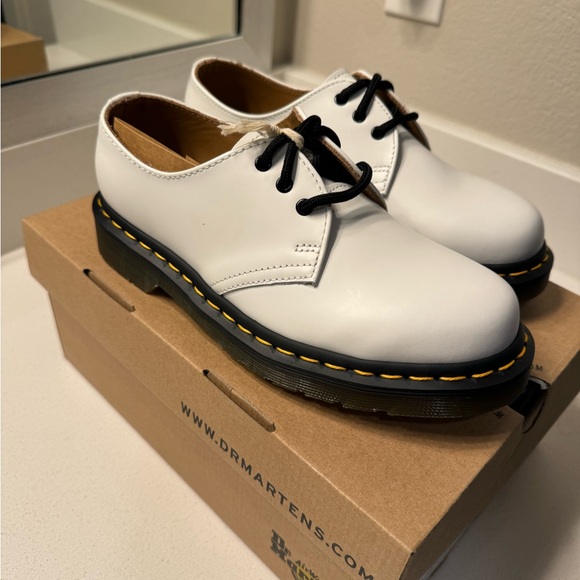 Dr. Martens 1461 Oxfords - Picture 2 of 7